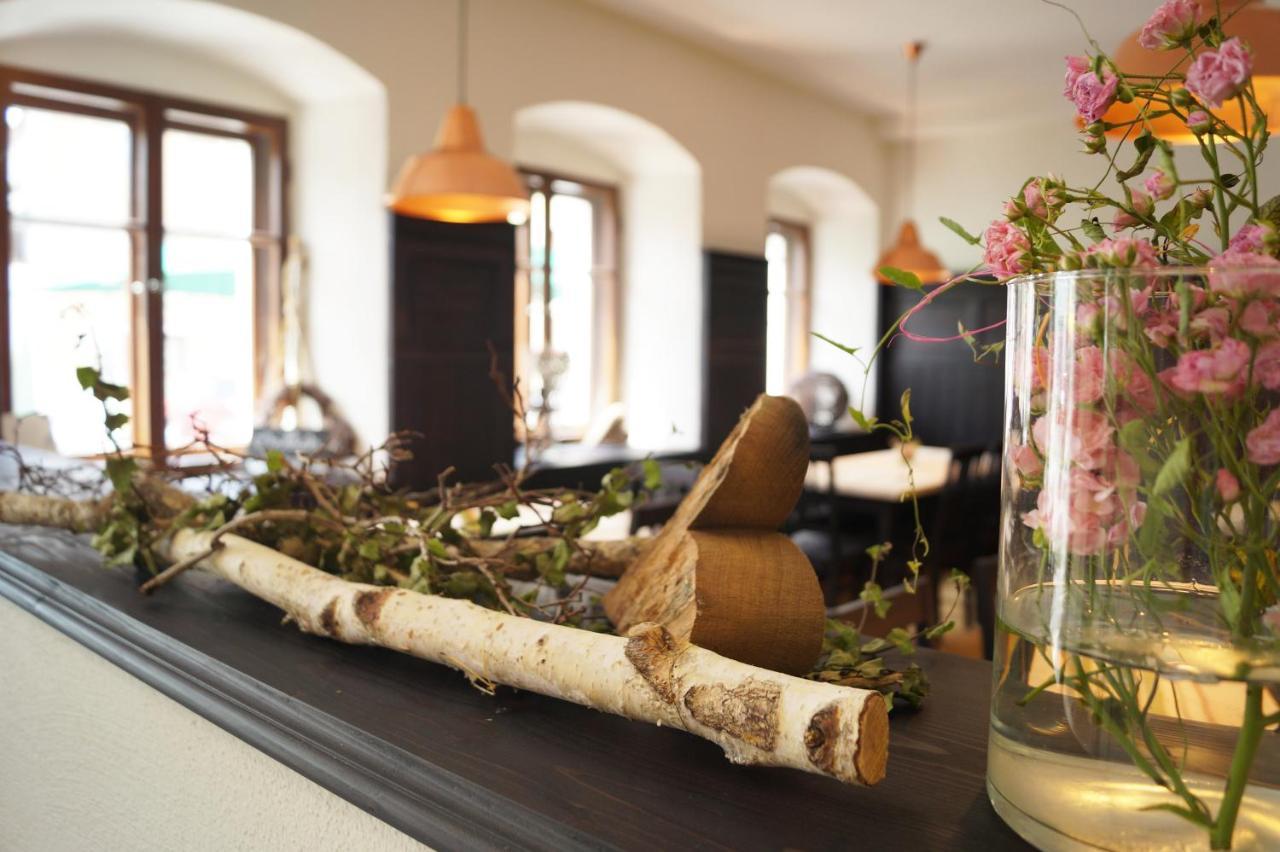 Altstadthotel Brauereigasthof Winkler ベルヒング エクステリア 写真