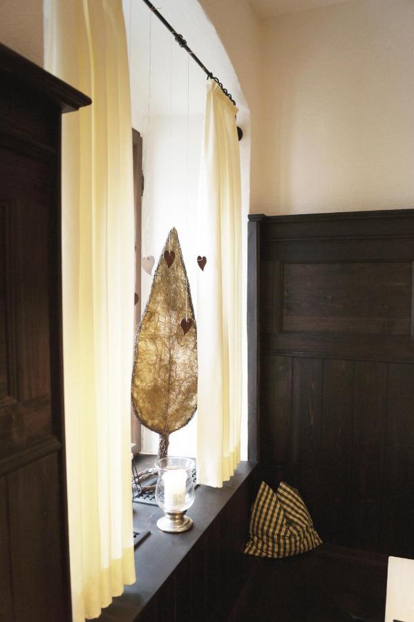 Altstadthotel Brauereigasthof Winkler ベルヒング エクステリア 写真