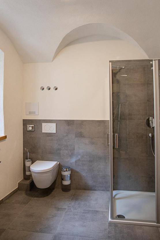 Altstadthotel Brauereigasthof Winkler ベルヒング エクステリア 写真