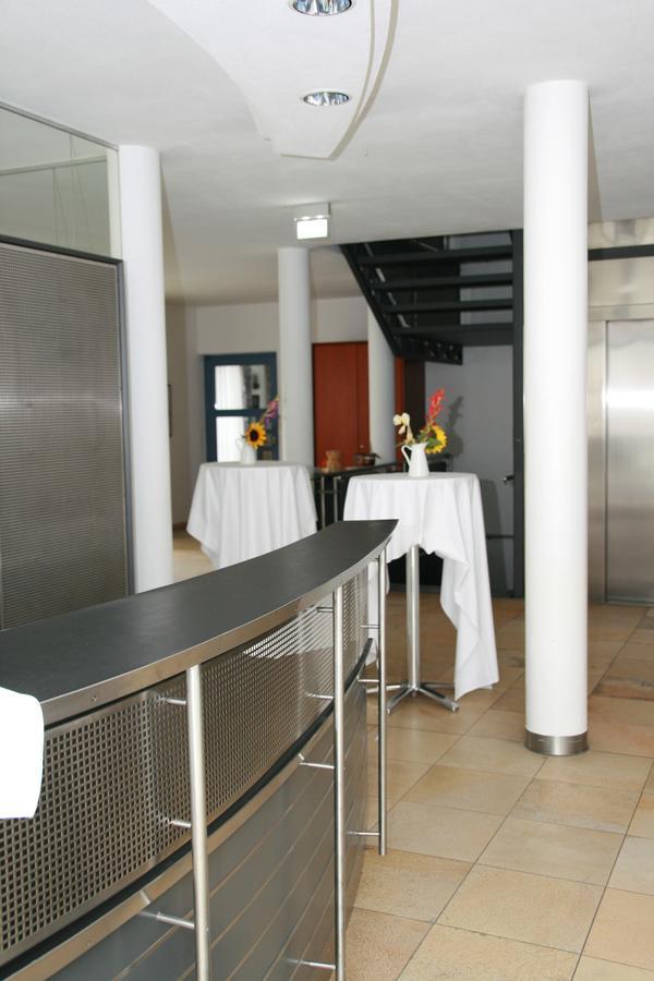 Altstadthotel Brauereigasthof Winkler ベルヒング エクステリア 写真